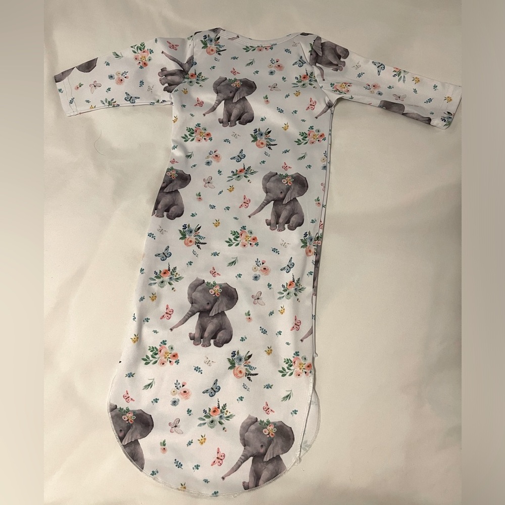 Infant long sleepwear with baby girl elephants